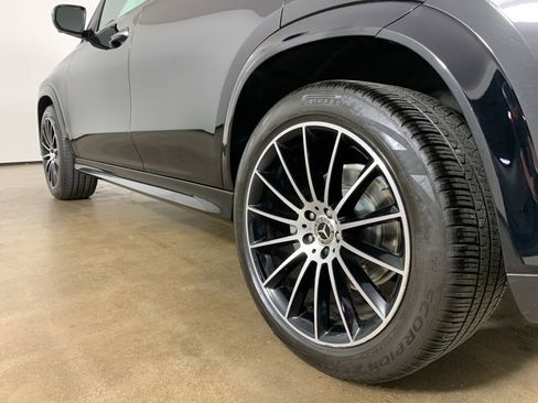 Used 2022 Mercedes-Benz GLE 350 4MATIC w/ AMG Line Exterior image 15