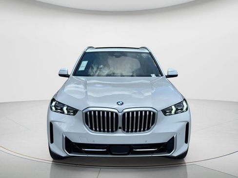 New 2026 BMW X5 sDrive40i w/ Premium Package RWD image 2