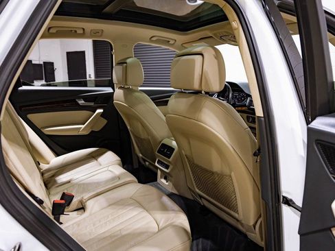 Used 2018 Audi Q5 2.0T Premium Plus w/ Premium Plus Package image 24