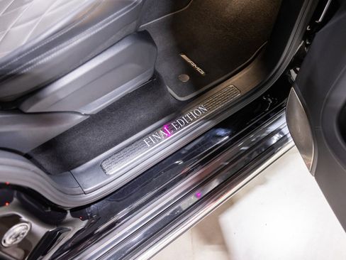 Used 2024 Mercedes-Benz G 550 image 38