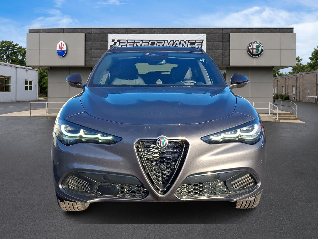 New 2026 Alfa Romeo Stelvio Sprint AWD/4WD image 2