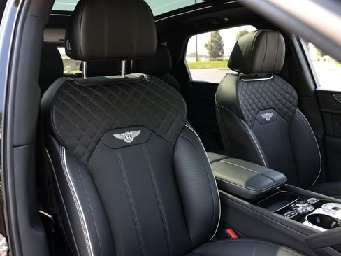Used 2023 Bentley Bentayga Speed image 5