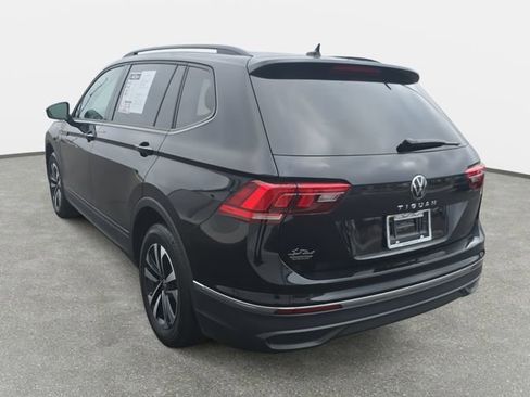 Used 2024 Volkswagen Tiguan S image 7