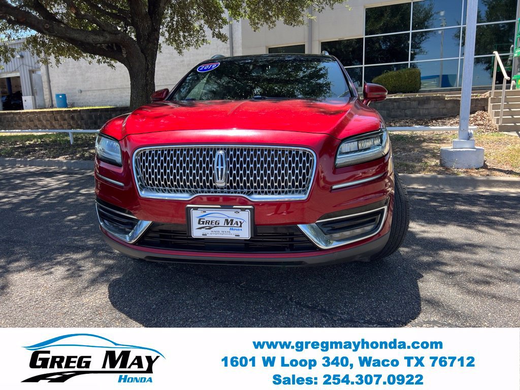 Used 2019 Lincoln Nautilus Select w/ Cargo Utility Package FWD image 2