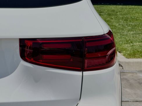 Used 2026 Mercedes-Benz GLB 250 image 14