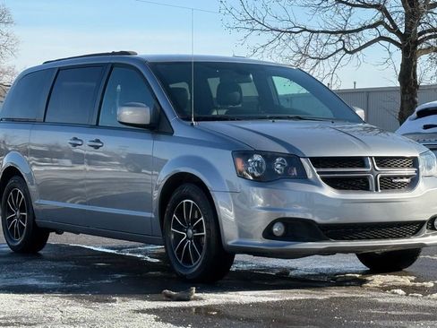 Used 2018 Dodge Grand Caravan GT image 8