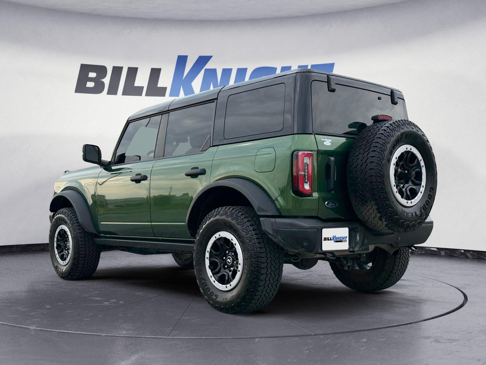 Used 2025 Ford Bronco Badlands AWD/4WD image 3