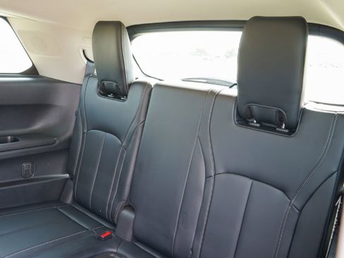 Certified 2023 INFINITI QX60 Luxe w/ Performance Audio Package image 25