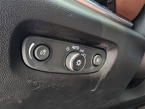 Used 2019 Chevrolet Traverse High Country w/ LPO, Floor Liner Package image 19