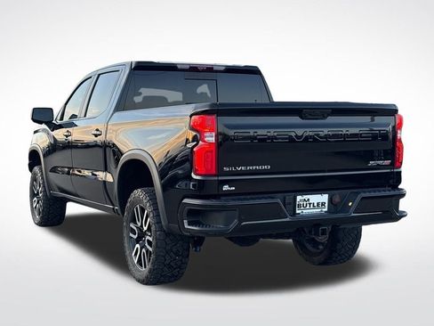 Used 2025 Chevrolet Silverado 1500 ZR2 w/ Technology Package image 4