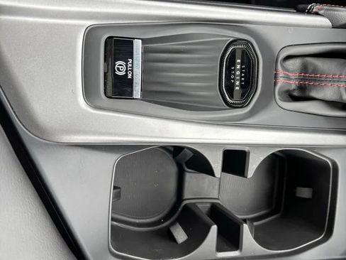 New 2026 Dodge Charger R/T AWD/4WD image 17