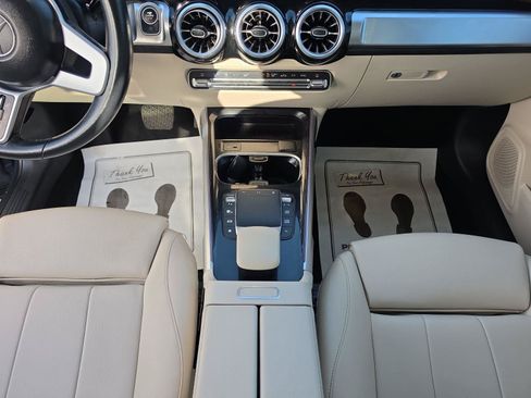 Certified 2023 Mercedes-Benz GLB 250 image 11