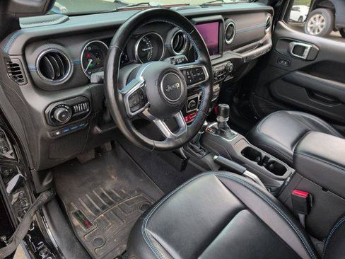 Certified 2021 Jeep Wrangler Unlimited Rubicon 4xe w/ Cold Weather Group AWD/4WD image 10