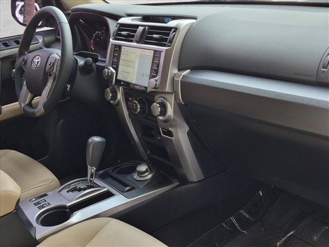 Used 2023 Toyota 4Runner SR5 Premium w/ Moonroof Package AWD/4WD image 22