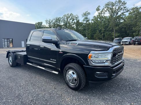 Used 2022 RAM 3500 Limited AWD/4WD image 4