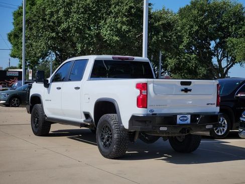 Certified 2024 Chevrolet Silverado 2500 ZR2 w/ Technology Package AWD/4WD image 4