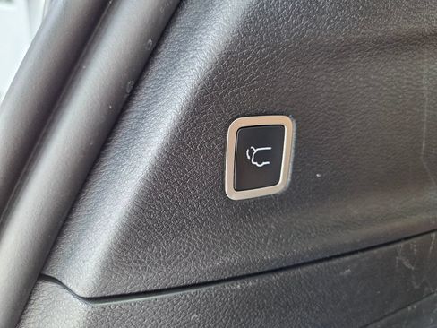 Certified 2022 Chrysler Pacifica Pinnacle FWD image 11