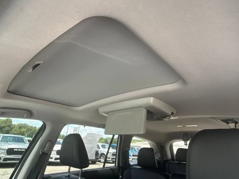 Used 2020 Honda Pilot Touring image 26