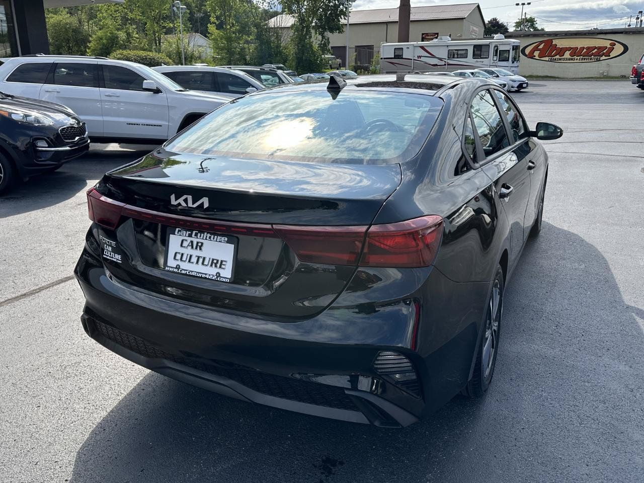 Used 2023 Kia Forte LXS w/ LXS Technology Package FWD image 15
