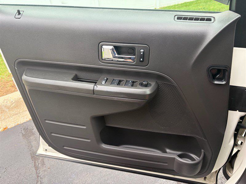 Used 2008 Ford Edge SEL FWD image 33