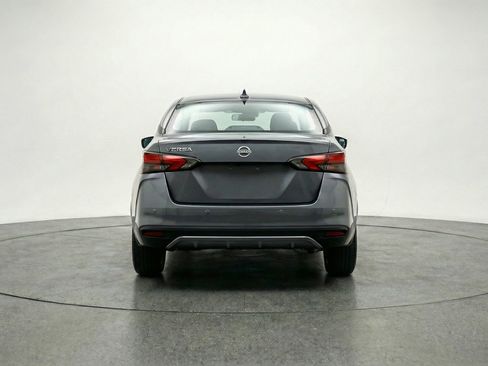 Used 2025 Nissan Versa SV image 7