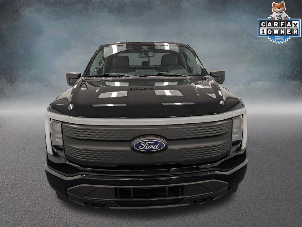 Used 2024 Ford F150 Lightning XLT AWD/4WD image 3