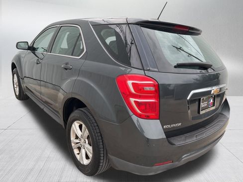 Used 2017 Chevrolet Equinox LS FWD image 5