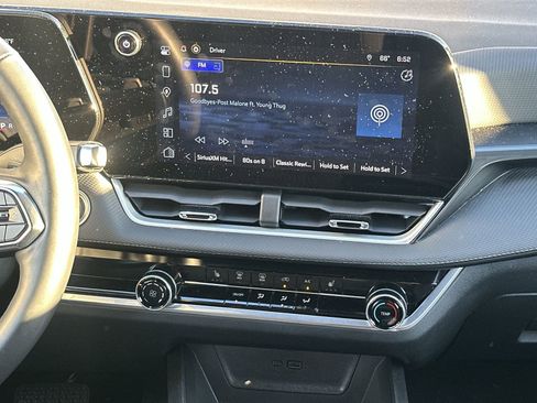 Certified 2025 Chevrolet Equinox LT image 25