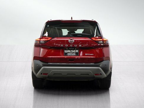 Used 2023 Nissan Rogue SV w/ SV Premium Package AWD/4WD image 4