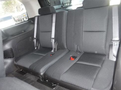 Used 2013 Chevrolet Tahoe LS image 36