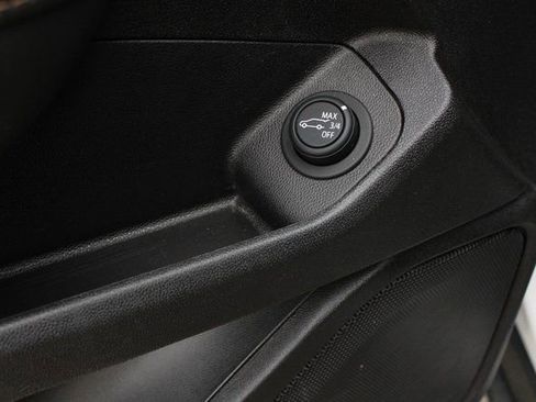 Used 2019 GMC Terrain SLT w/ Preferred Package image 9