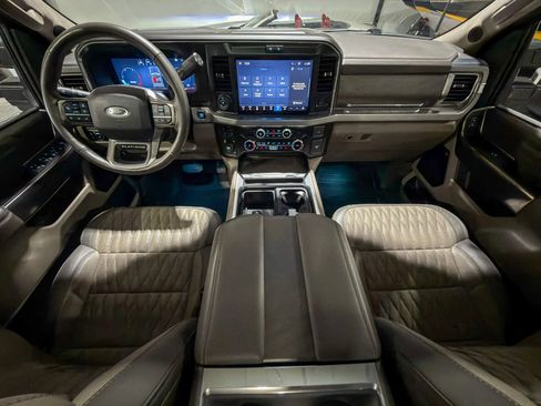 Used 2025 Ford F450 Platinum w/ Platinum Plus Package AWD/4WD image 9