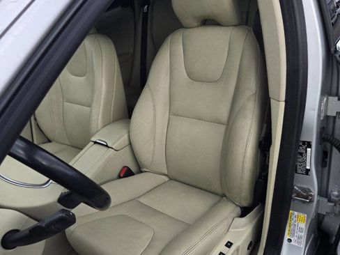 Used 2016 Volvo XC60 T5 Premier image 42