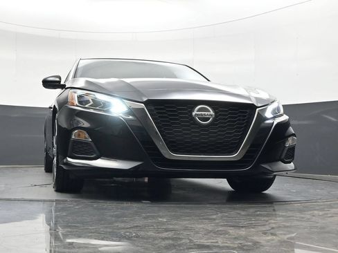 Used 2021 Nissan Altima 2.5 SR w/ SR Premium Package FWD image 52