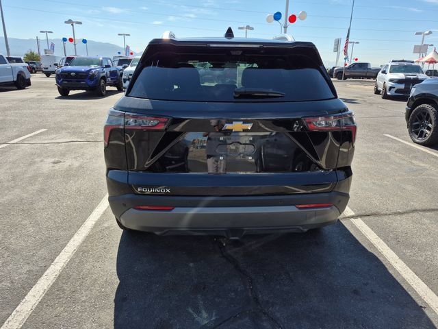 Used 2025 Chevrolet Equinox LT w/ Convenience Package II FWD image 7