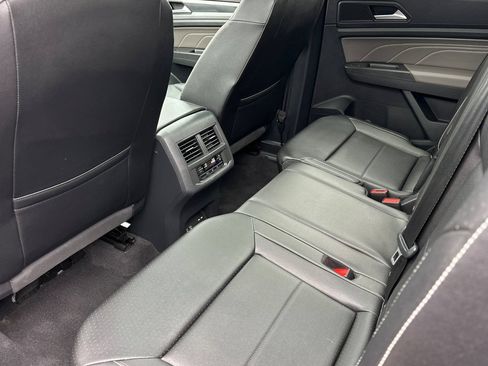 Used 2023 Volkswagen Atlas SEL R-Line AWD/4WD image 12
