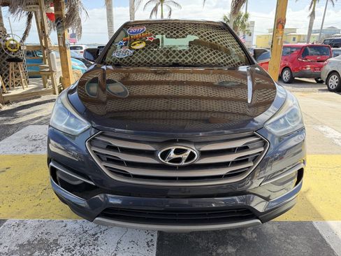 Used 2017 Hyundai Santa Fe Sport image 2