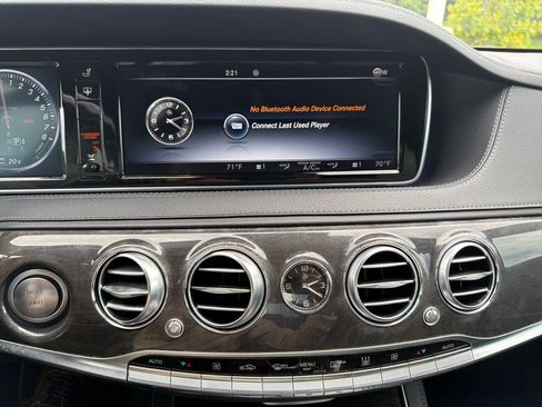 Used 2017 Mercedes-Benz S 550e w/ Premium Package image 11