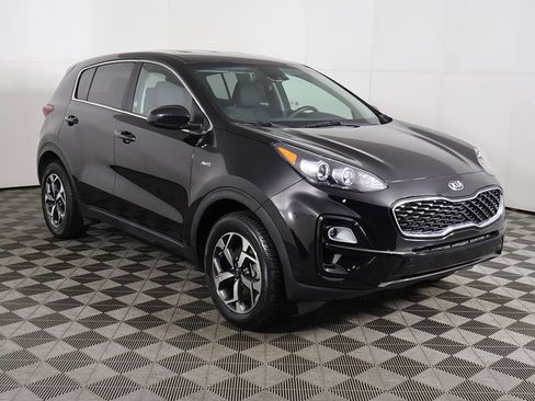 Used 2022 Kia Sportage LX image 44