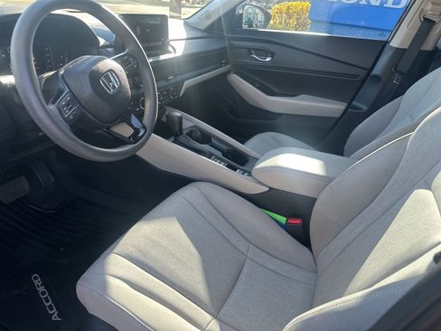 Used 2023 Honda Accord EX image 14