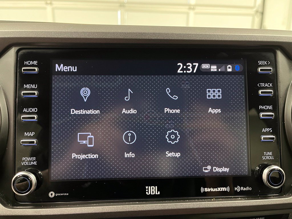 Used 2020 Toyota Tacoma TRD Sport w/ TRD Premium Sport Package AWD/4WD image 34