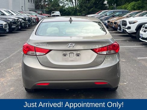 Used 2013 Hyundai Elantra GLS FWD image 6