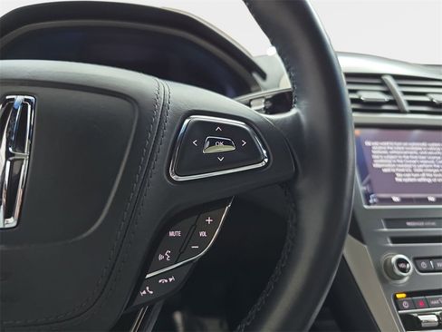 Used 2017 Lincoln MKZ Reserve w/ Technology Package image 19