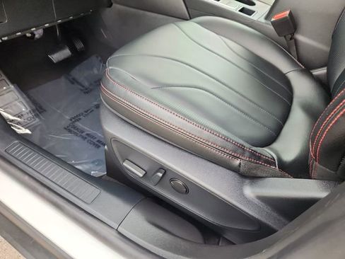 Used 2025 Ford Escape ST-Line Elite w/ Premium Technology Package AWD/4WD image 22