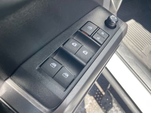 Used 2023 Toyota Tacoma TRD Sport RWD image 8