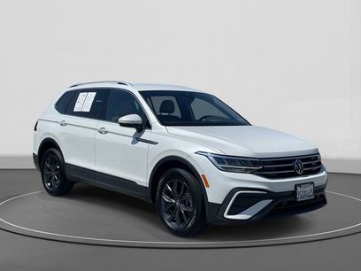 Used 2023 Volkswagen Tiguan SE