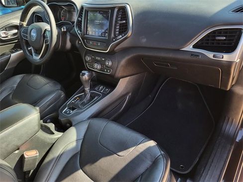 Used 2021 Jeep Cherokee Latitude Lux 80th Anniv w/ Quick Order Package 26U 80TH image 7