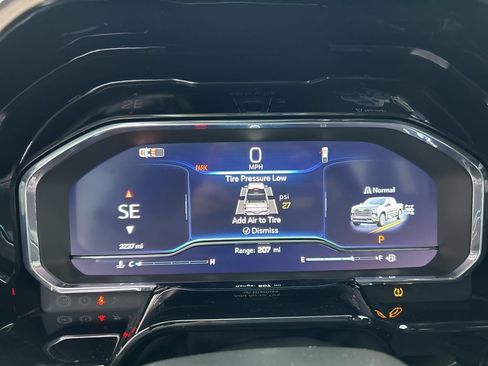 Used 2025 Chevrolet Silverado 1500 High Country w/ High Country Premium Package image 20