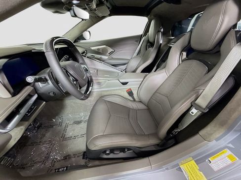 Used 2025 Chevrolet Corvette Z06 RWD image 22