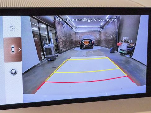 Certified 2025 Genesis G80 2.5T image 23